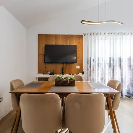 Apartament The Modern Escape By Ps Golem (Tirana)