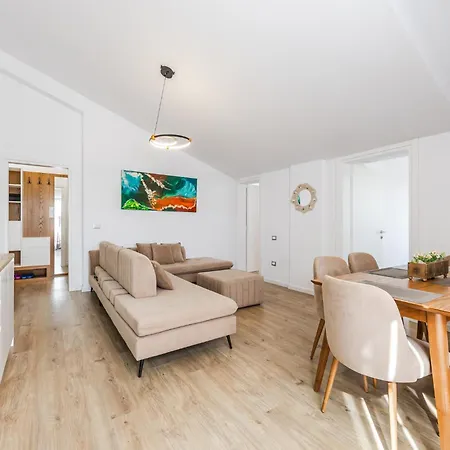 Apartment The Modern Beach Escape By Premium Selection