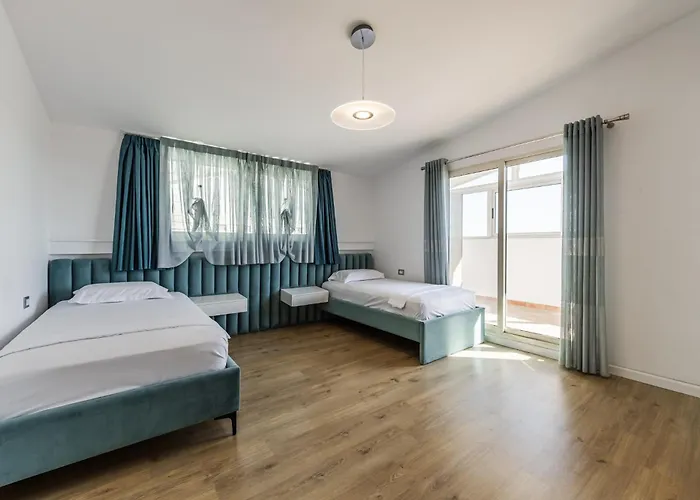 The Modern Escape By Ps Appartement Golem (Tirana)